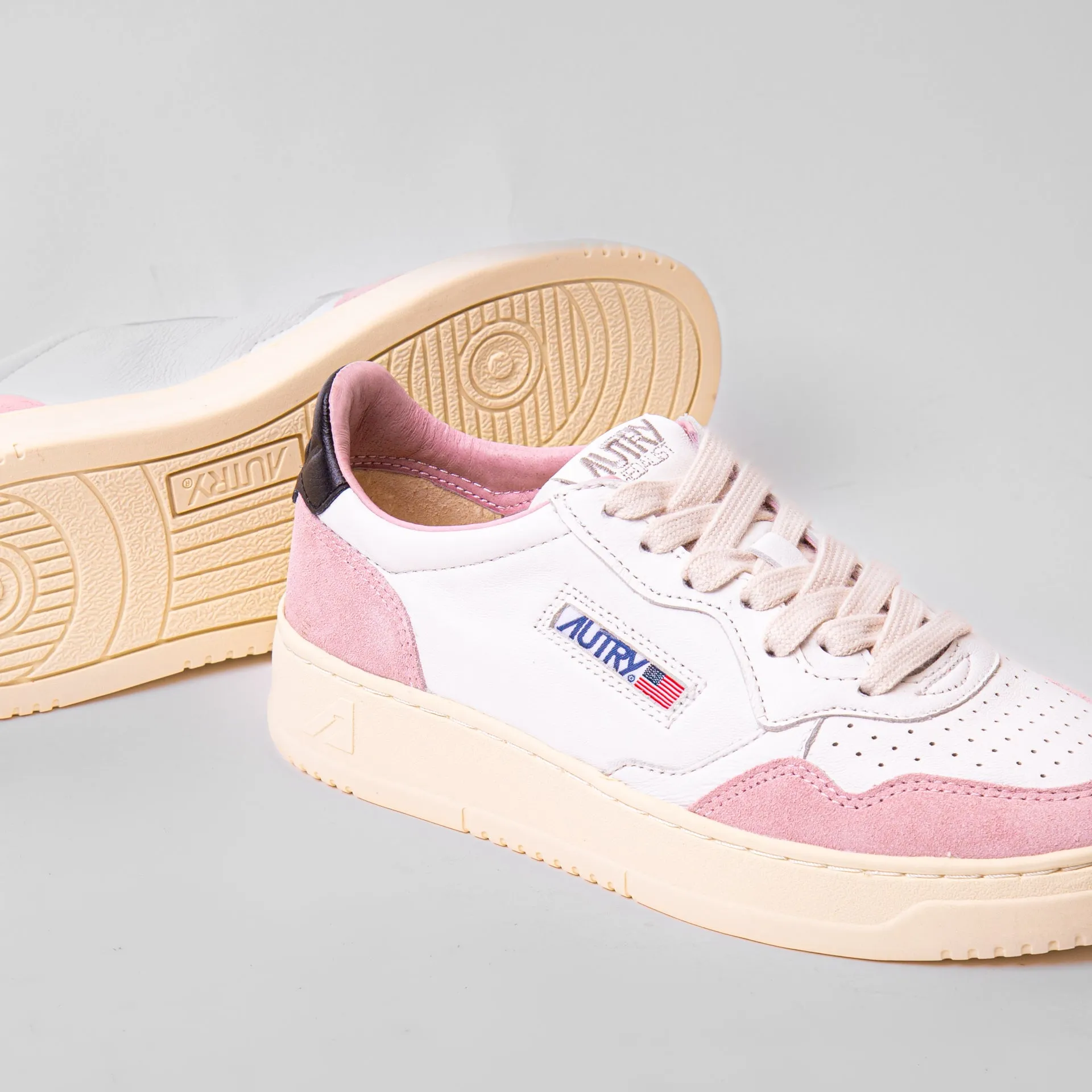 AUTRY SNEAKERS MEDALIST LOW AULW-GS 20