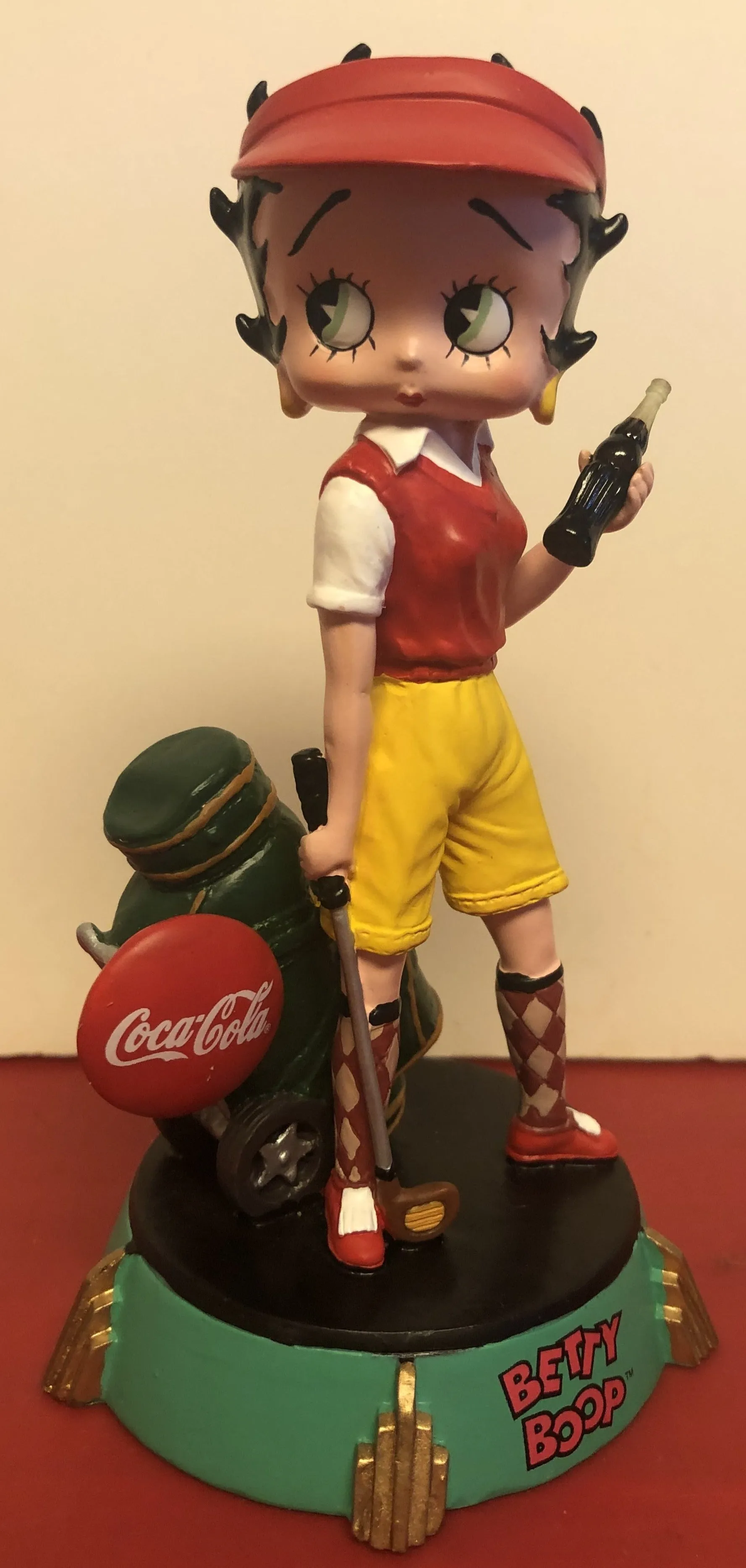 Betty Boop Coca Cola Limited Edition Golfer Betty        Retired