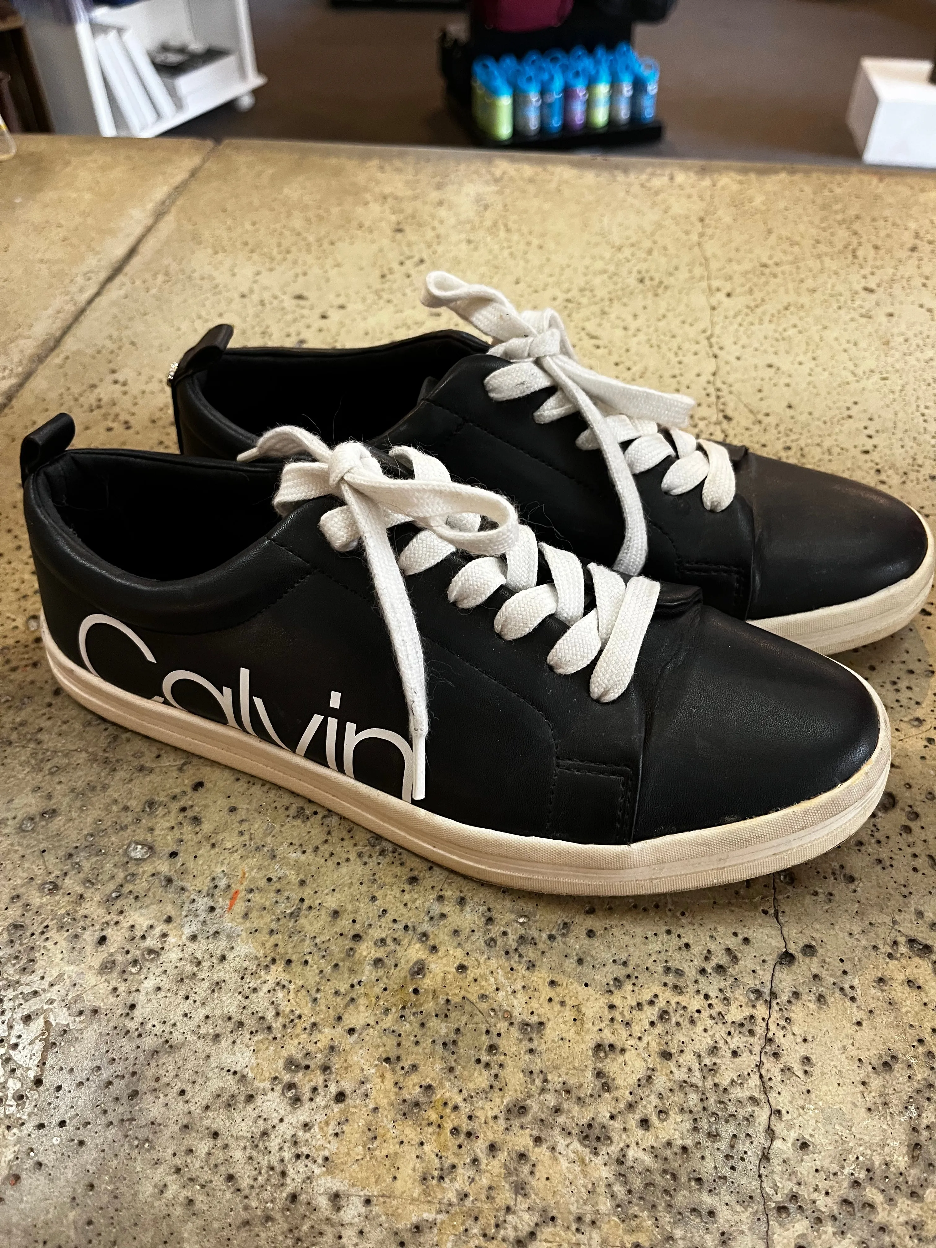 Calvin Klein Maddie Sneakers (Size 8.5)