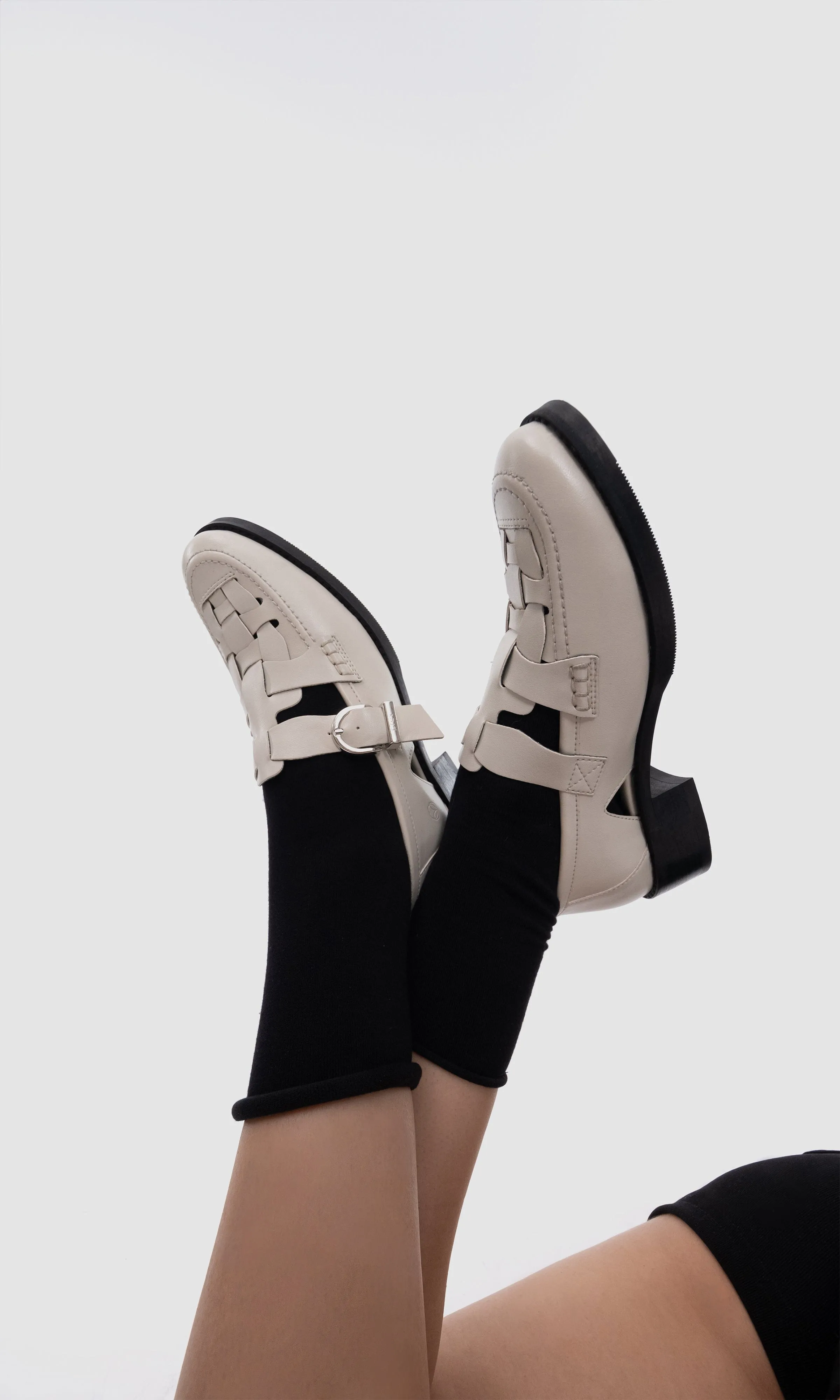 Dorothy Apple Leather Vegan Shoes | Cream