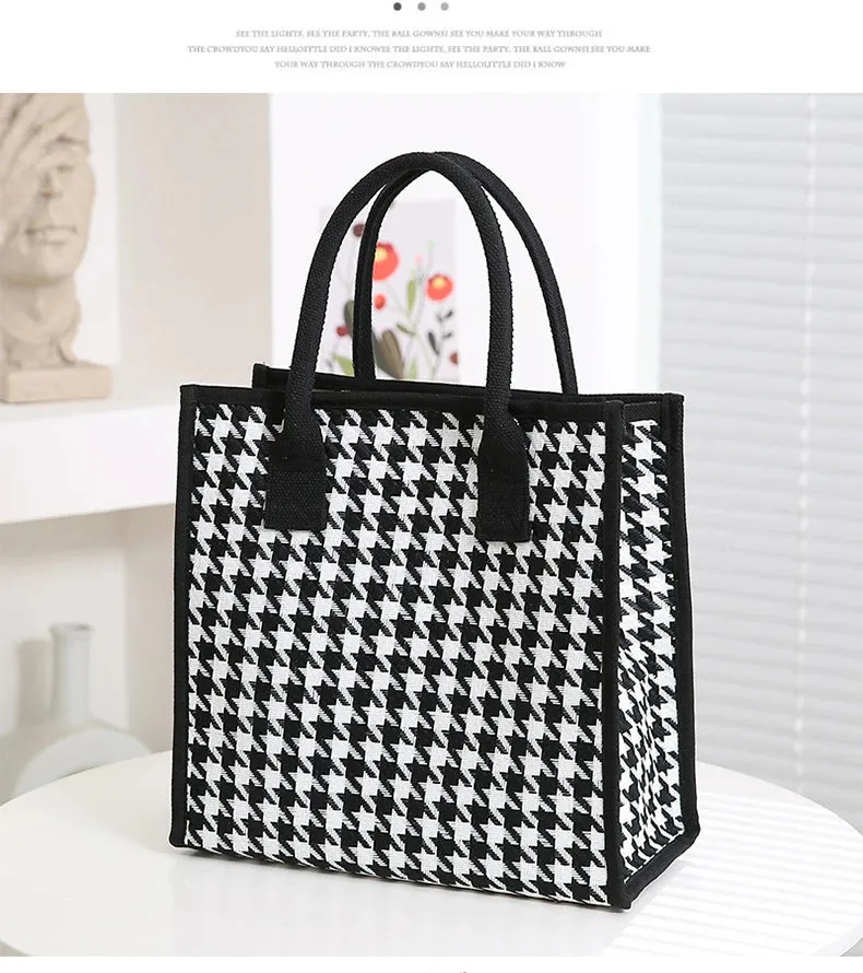 Metro Cat Carryall – A Must-Have for Modern Women