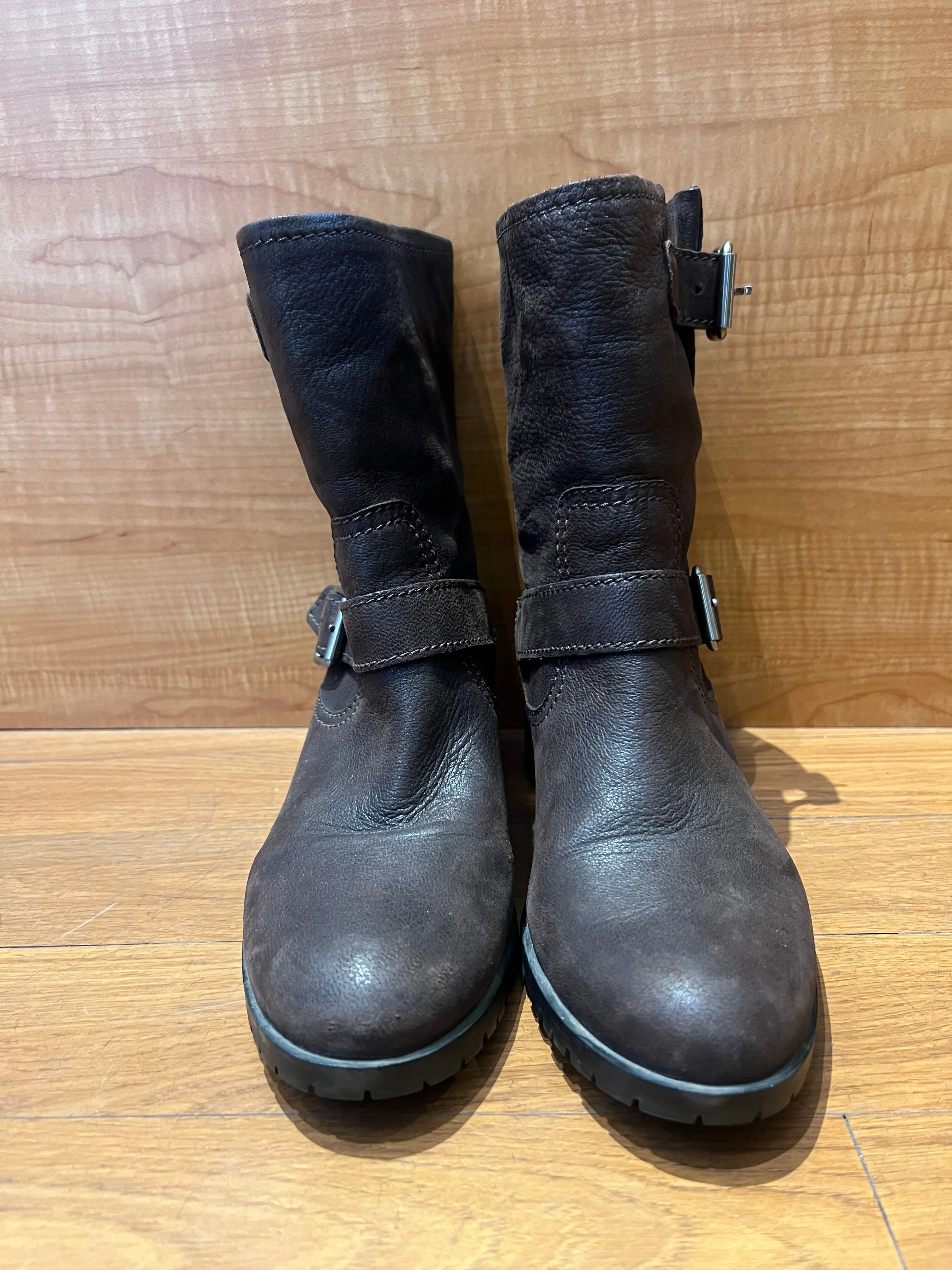 Miu Miu Brown Leather Boots Size 9