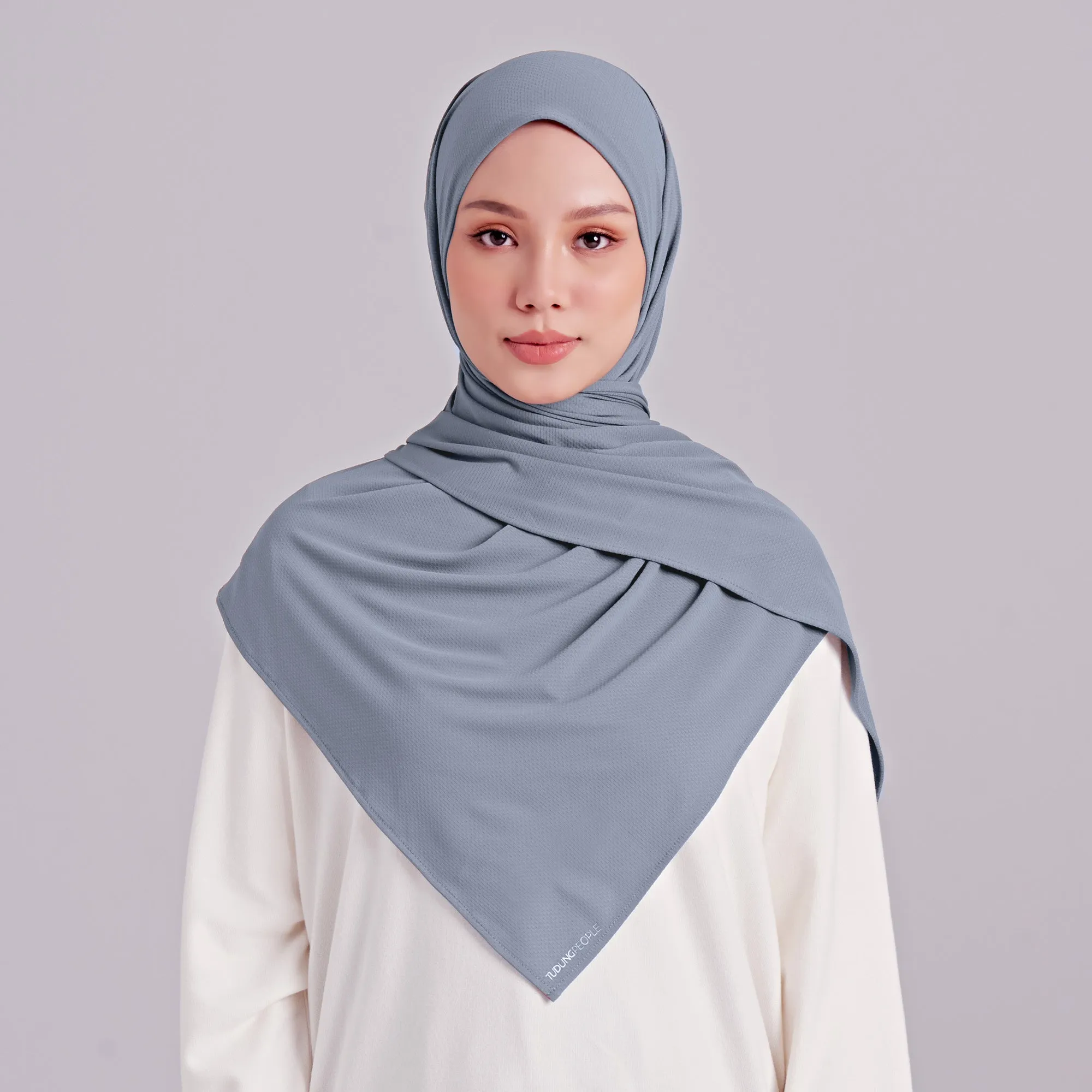 Najwa Sport Shawl - Judo