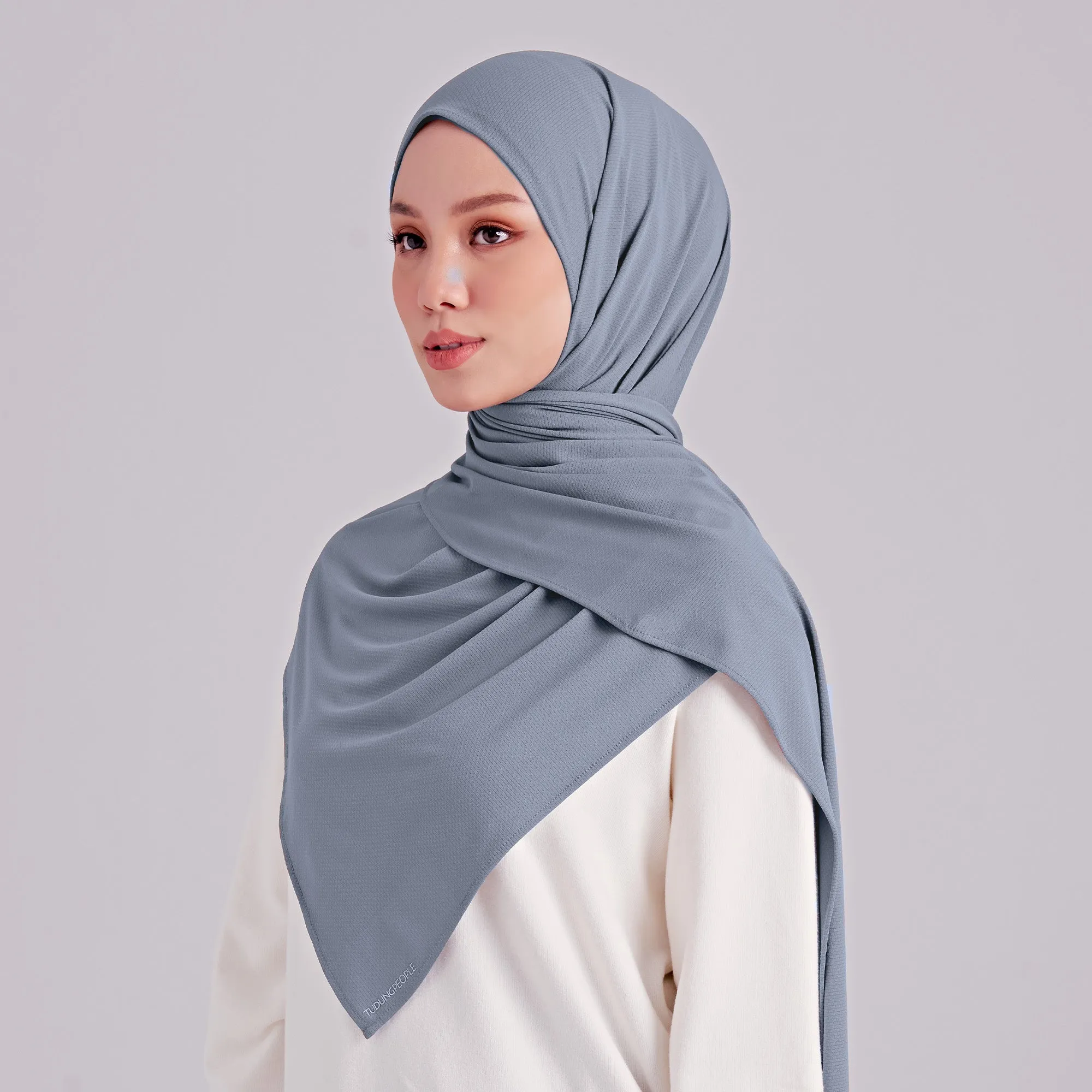 Najwa Sport Shawl - Judo