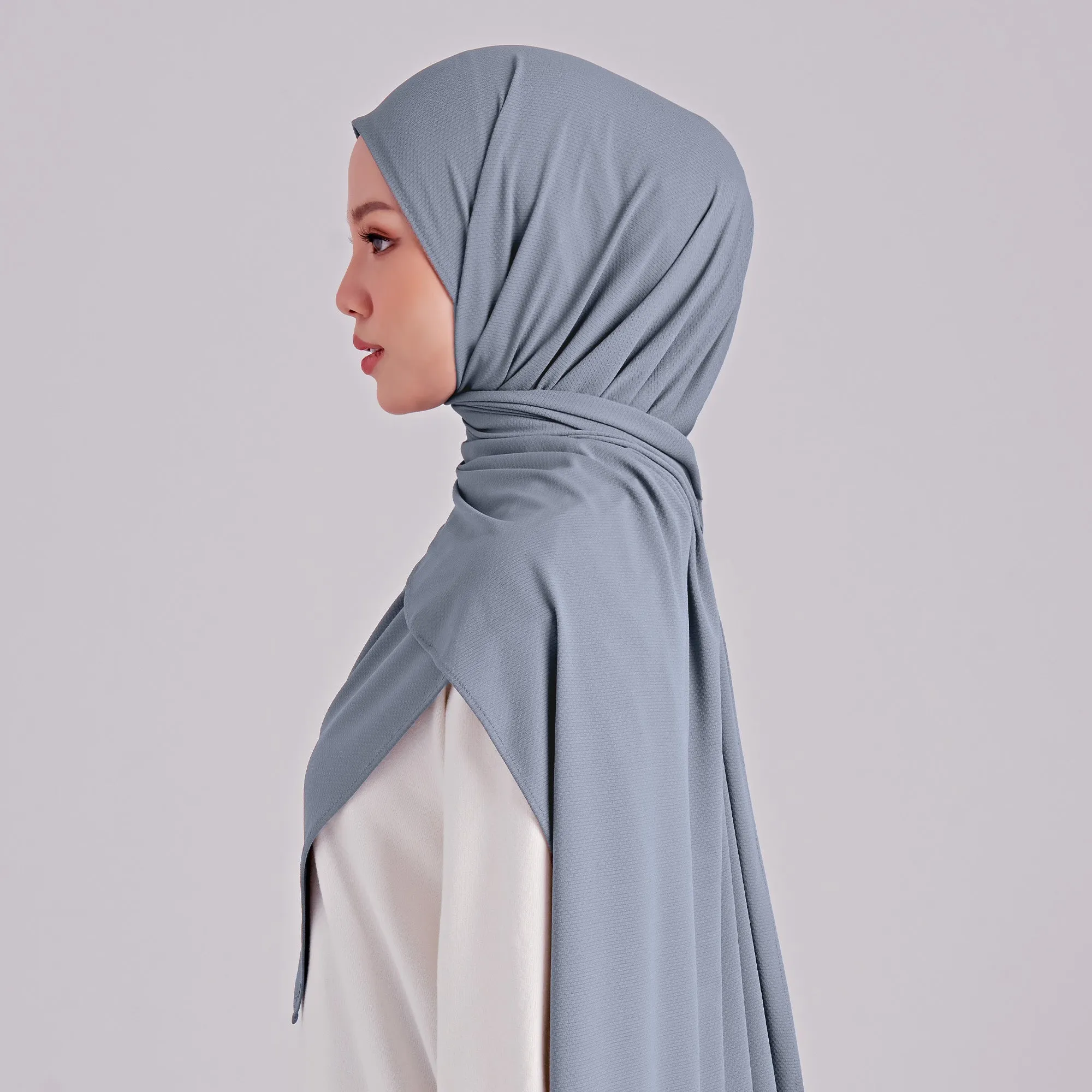 Najwa Sport Shawl - Judo