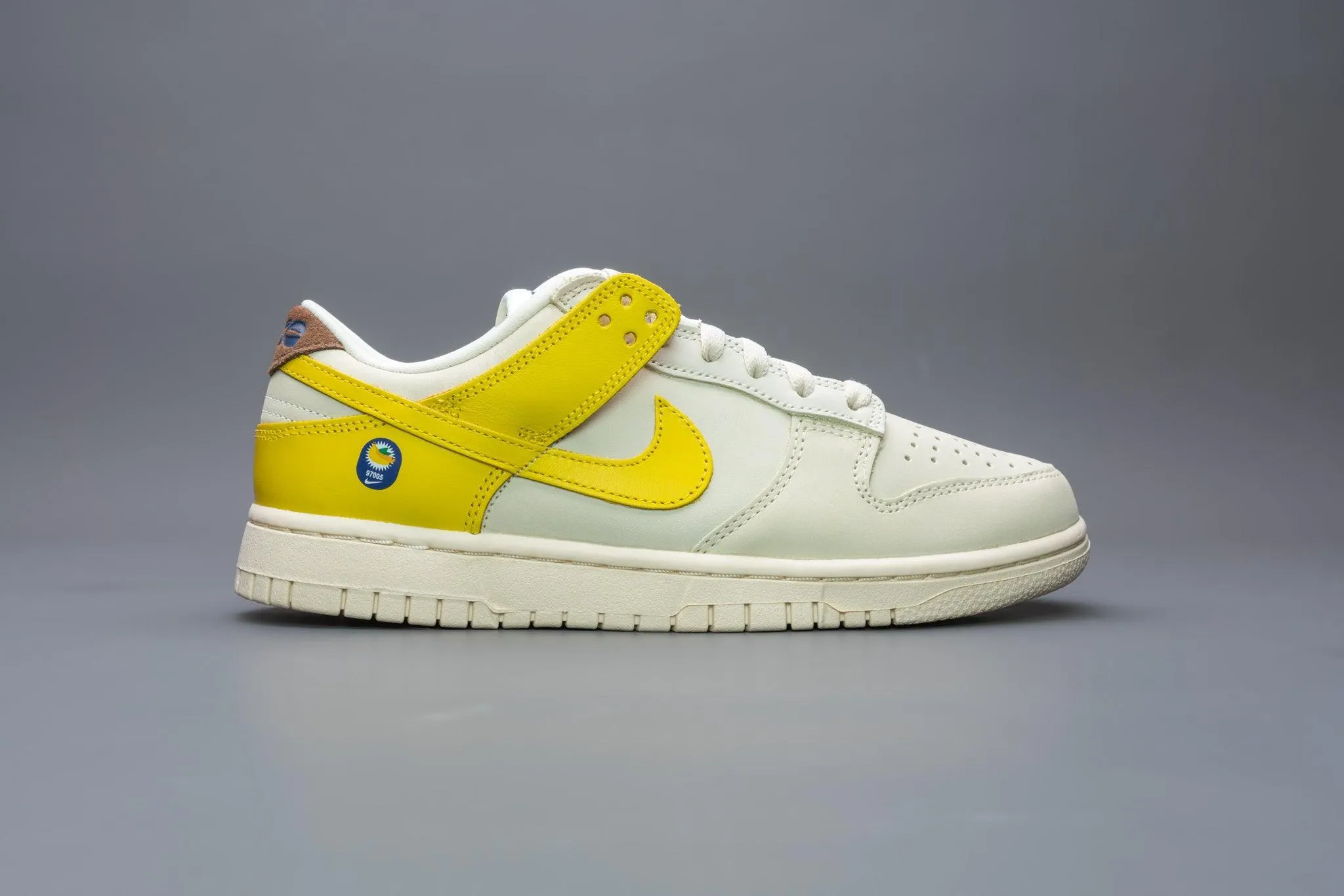 Nike Dunk Low LX Banana (W)