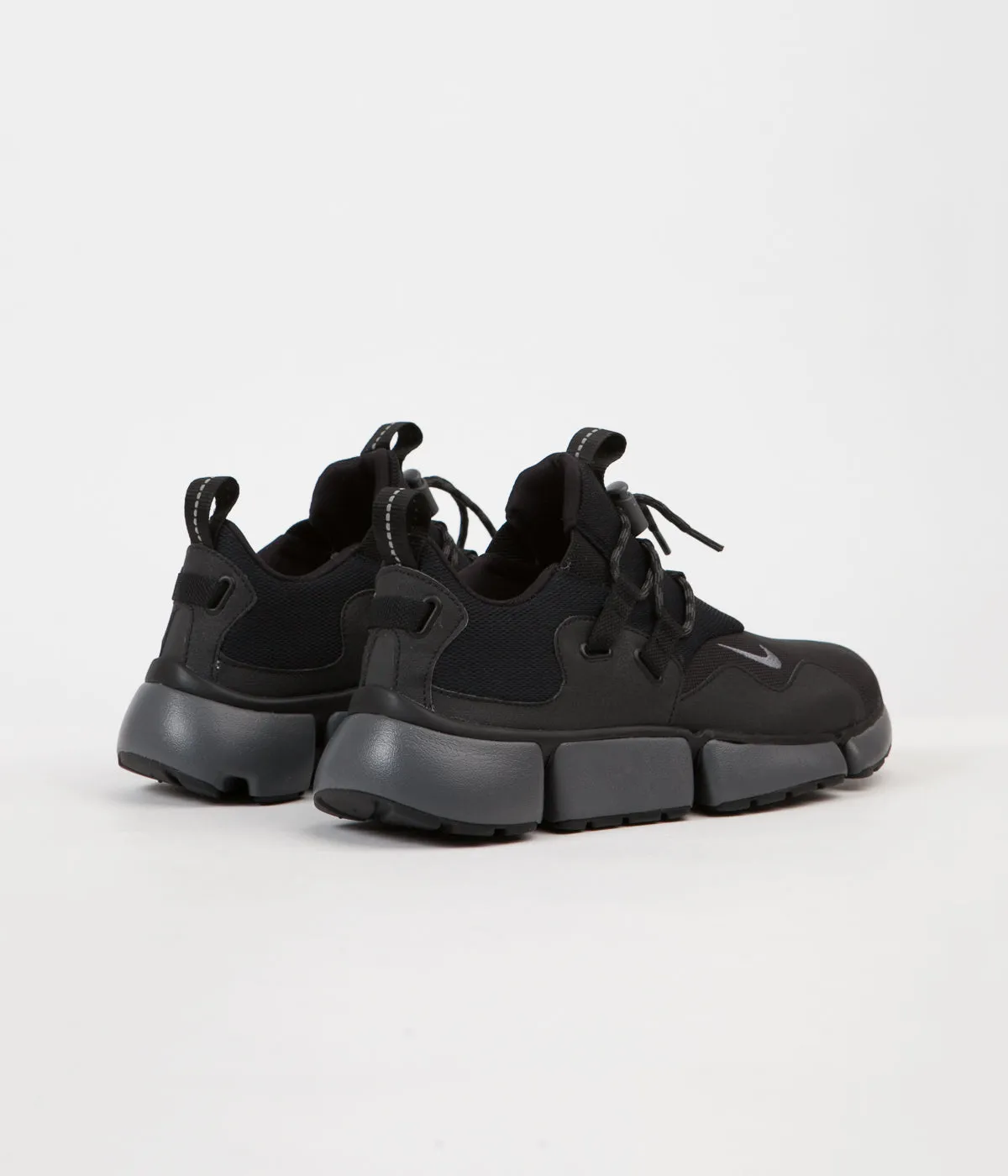 Nike Pocketknife DM Shoes - Black / Dark Grey - Anthracite