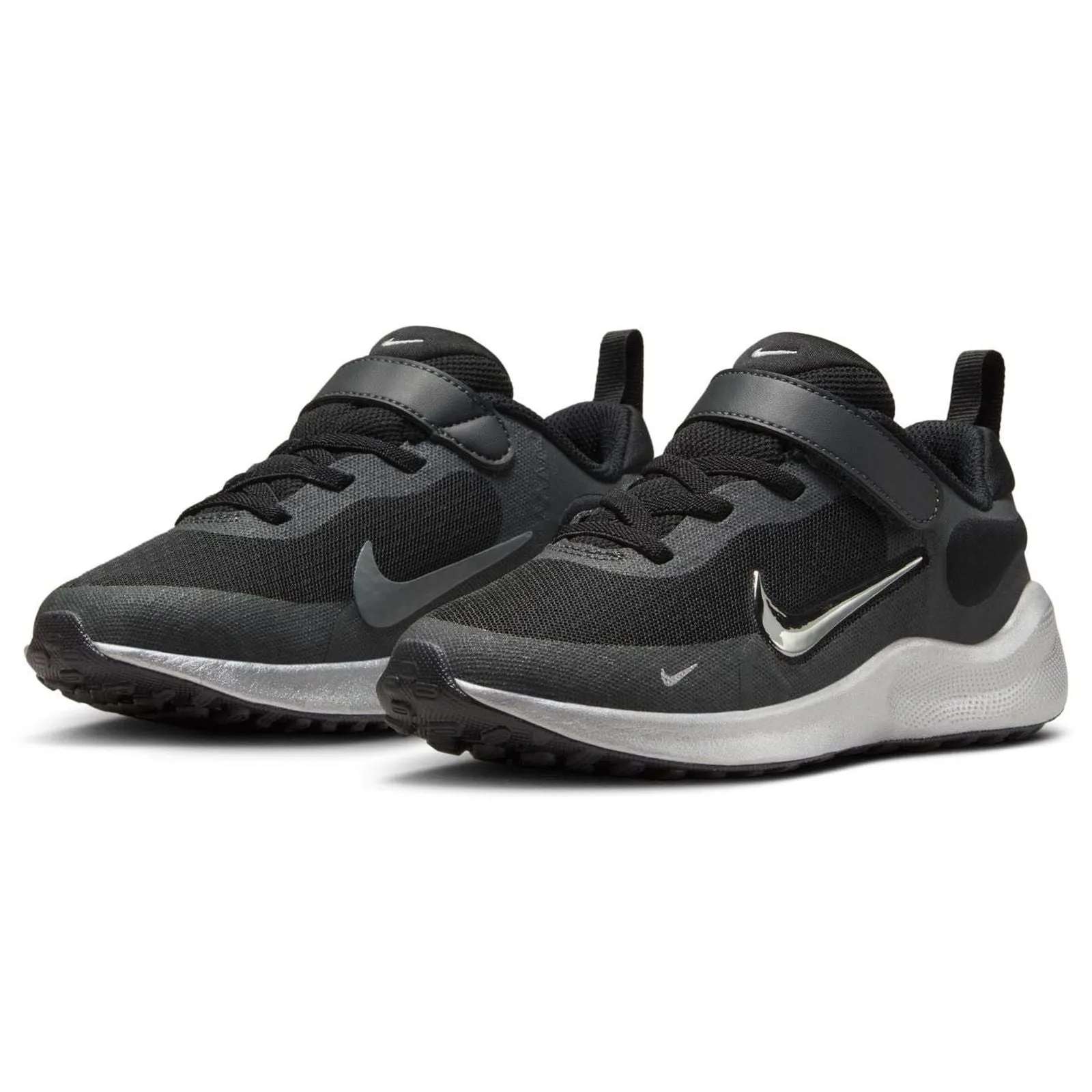 Nike Revolution 7 SE Junior Kids Shoes