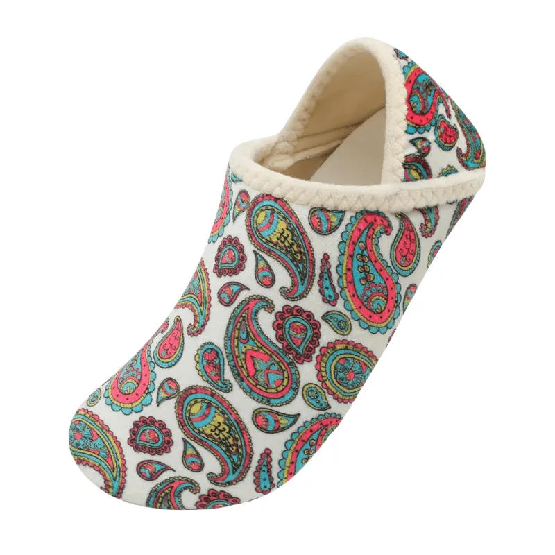 Paisley Indoor Slippers – Soft and Cozy Footwear for Home