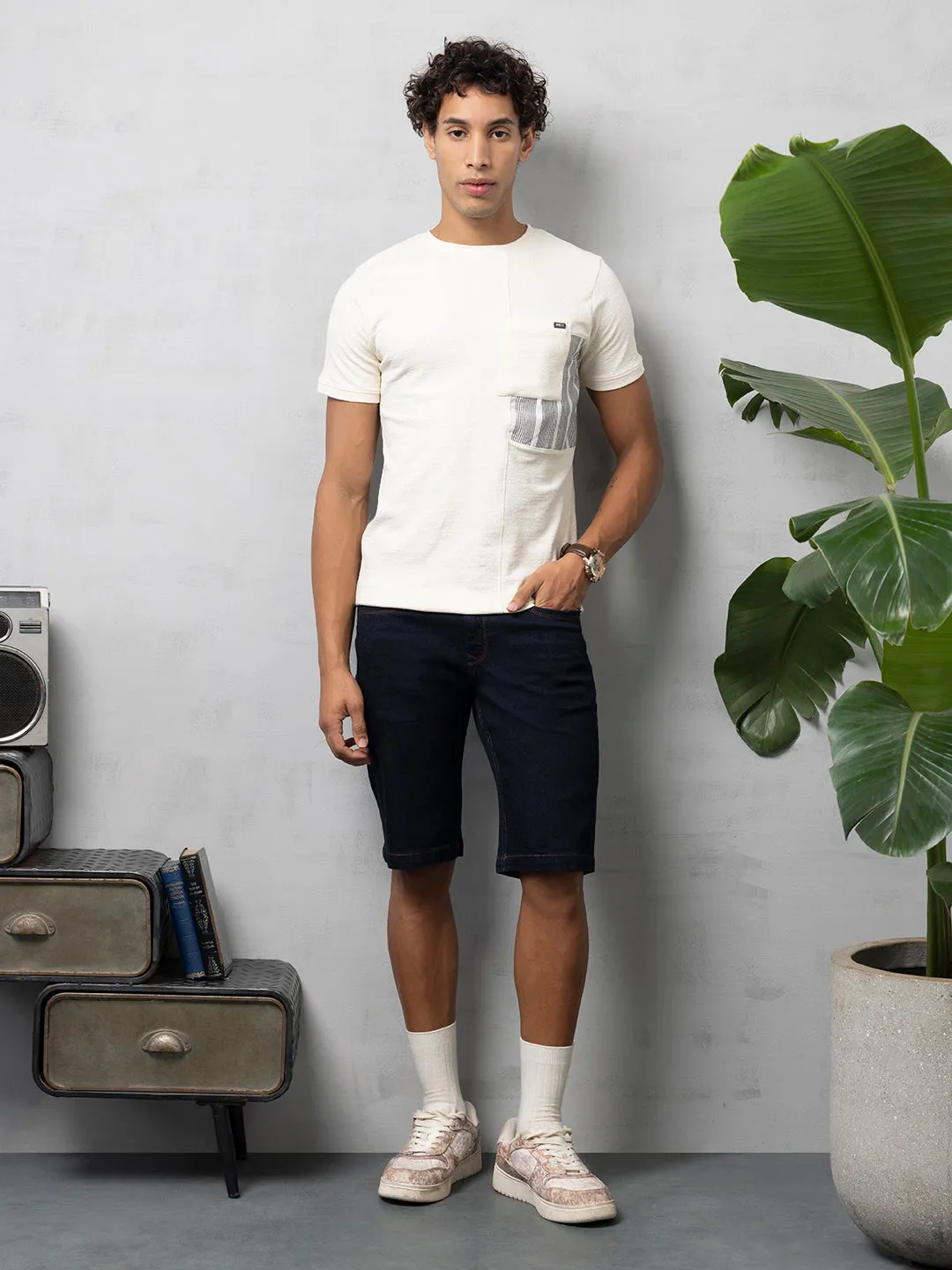 Patch Pocket white T-Shirt