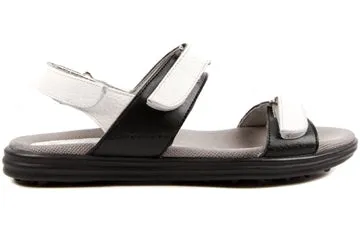 Sandbaggers: Women's Golf Sandals - Lola Black & White