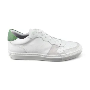 Sneakers bianche con riporto verde