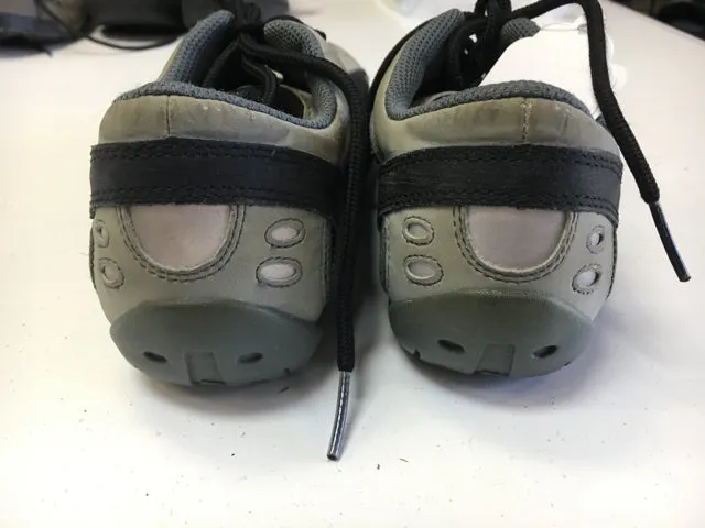 Specialized Sonoma Grey Womens 8.5 Used Biking Shoes