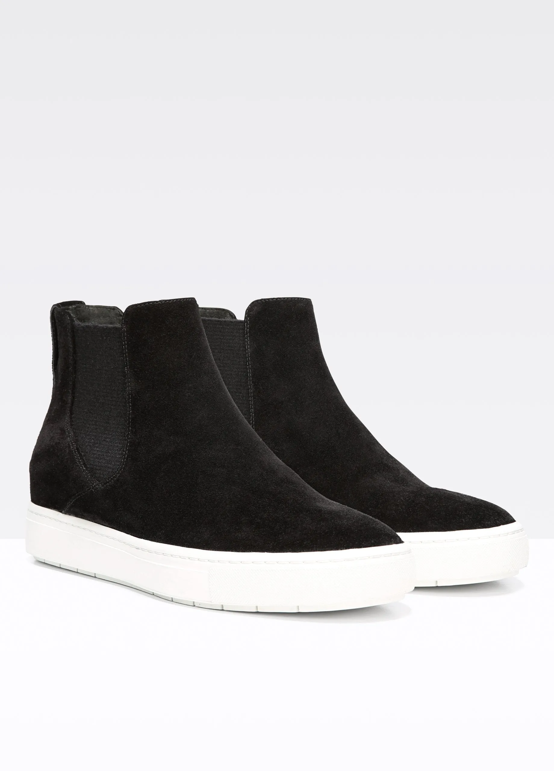 VINCE - Newlyn - Black Suede